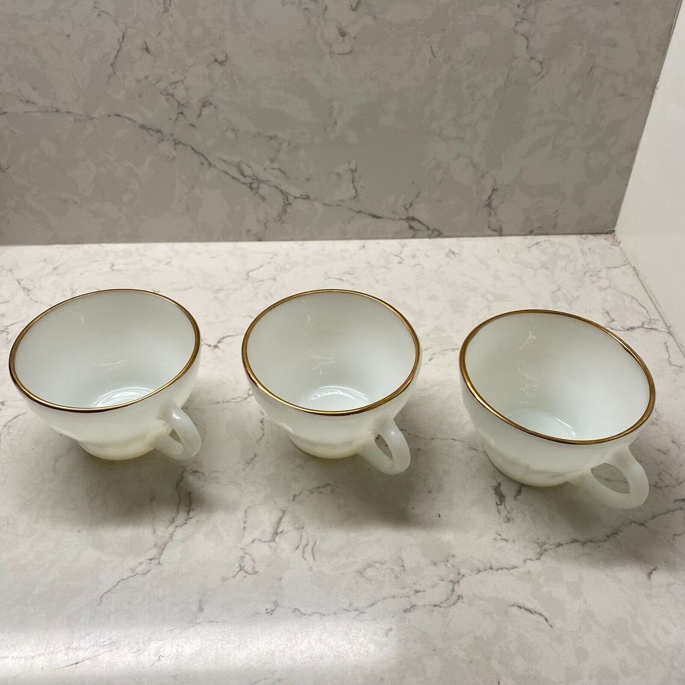 Vintage Anchor Hocking 2379 White Gold Rim Swirl Milk Glass Coffee Cup Set of 3